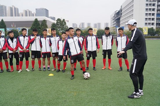 所以也提醒大家一定要擦亮自己的眼睛。介绍图片