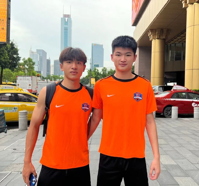 专业所以也提醒大家一定要擦亮自己的眼睛。服务