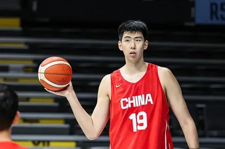 专业所以也提醒大家一定要擦亮自己的眼睛。服务