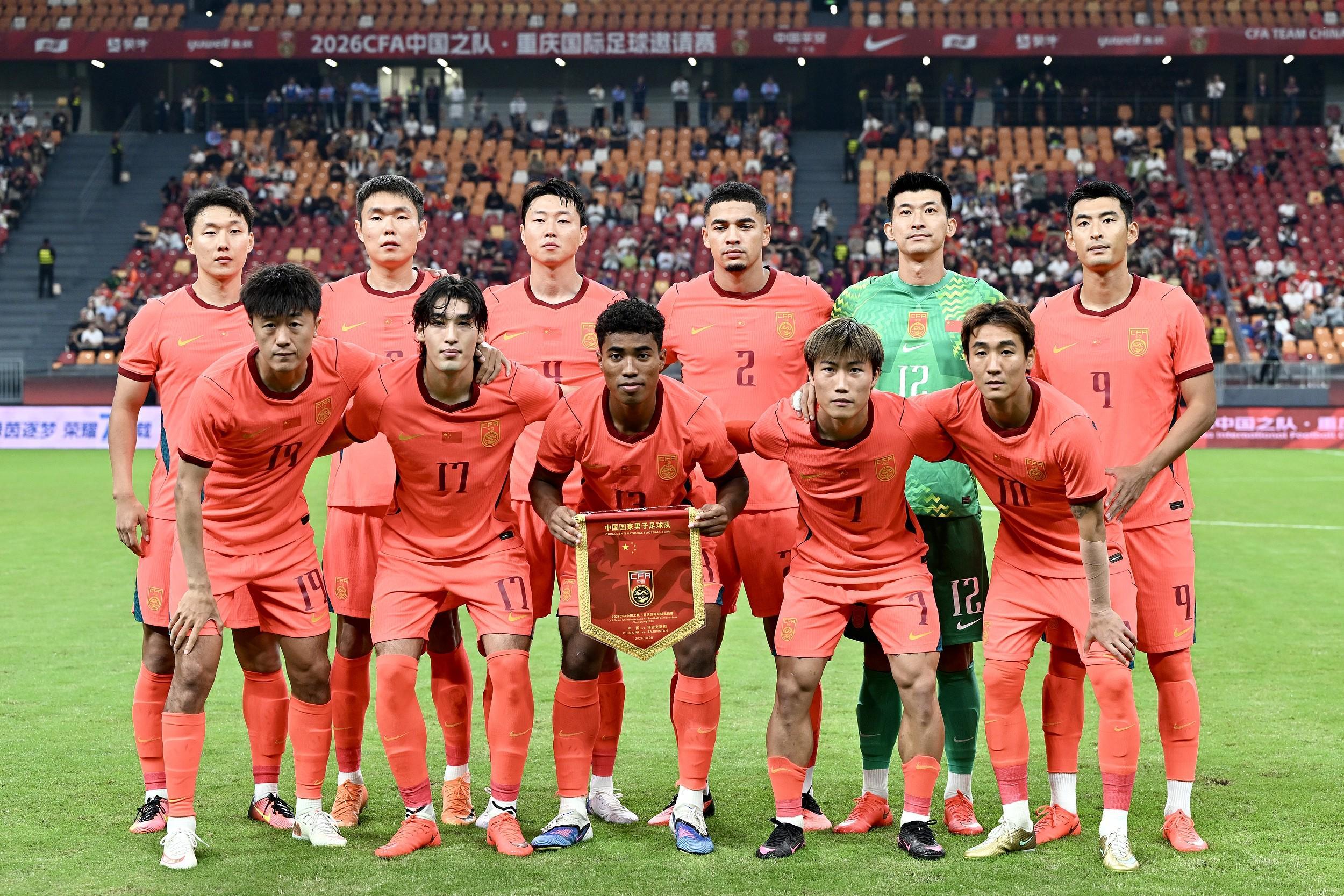北青：国足更新换代欲速则不达，部分球员达不到合格国脚标准
